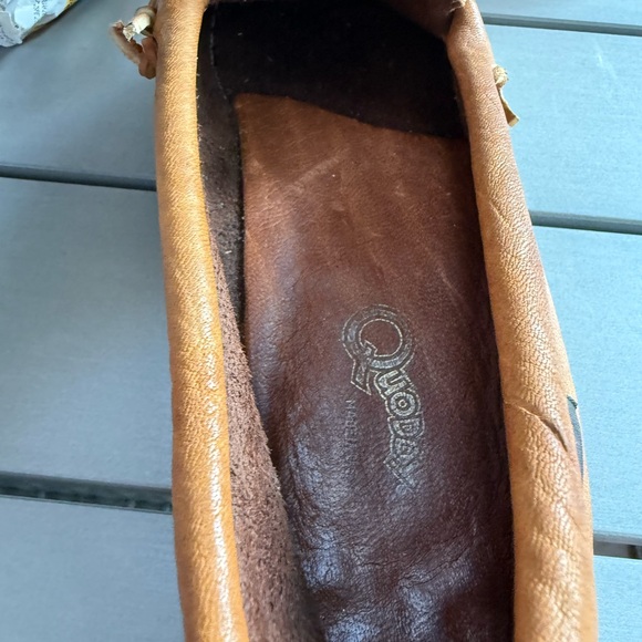 Quoddy Tan handmade Leather Moccasins - Picture 11 of 15